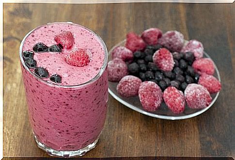 natural juices to regulate sugar levels: blueberries and tofu