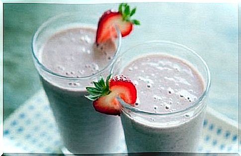 Strawberry smoothies