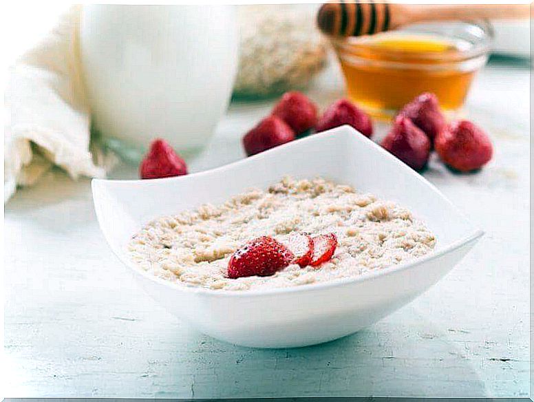 oatmeal and fruit